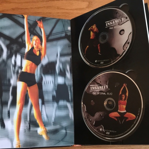 Insanity 60 Day Work Out featuring Shaun T - Picture 6 of 12